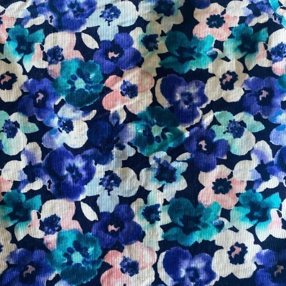 GYMBOREE, girls stunning dress, blue floral corduroy, 3 button back